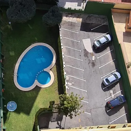 Gerona On The Strip With Pool & Parking Apartment *